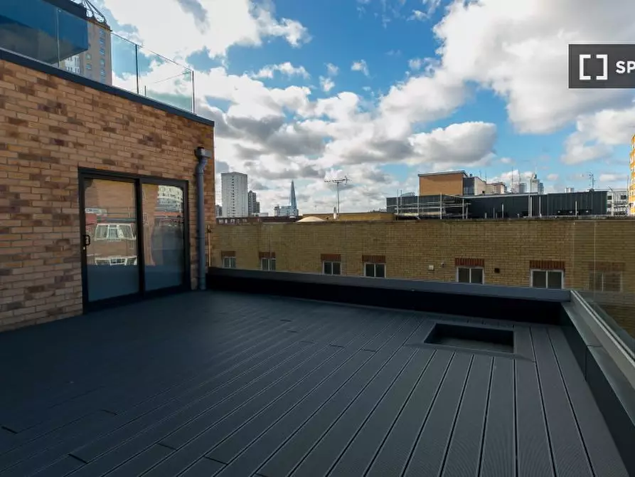 Immagine 10 di Appartamento in affitto  in Bromehead St a Poplar