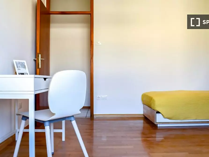 Immagine 3 di Camera condivisa in affitto  in Via Verdi a Trento