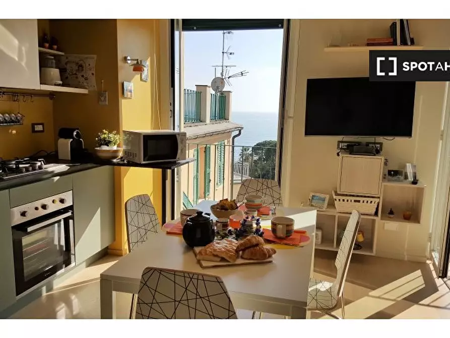 Immagine 2 di Appartamento in affitto  in Via Aurelia a Genova