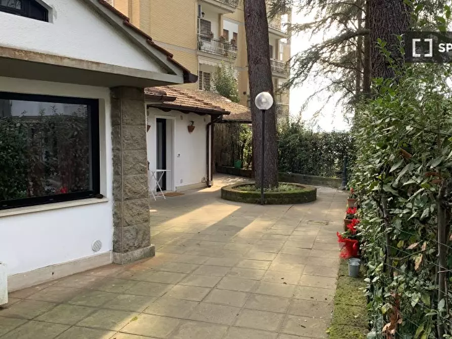 Immagine 2 di Appartamento in affitto  in Via Cassia a Roma