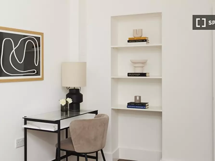 Immagine 16 di Appartamento in affitto  in Felgate Mews a Hammersmith