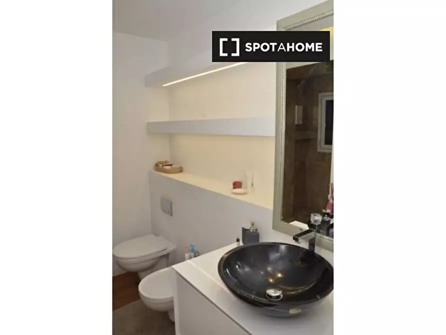 Immagine 6 di Appartamento in affitto  in Via Vetere, 20123 Milano MI, Italy a Milano