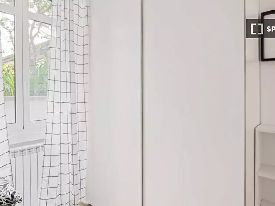 Immagine 13 di Camera condivisa in affitto  in Viale Legioni Romane a Milano