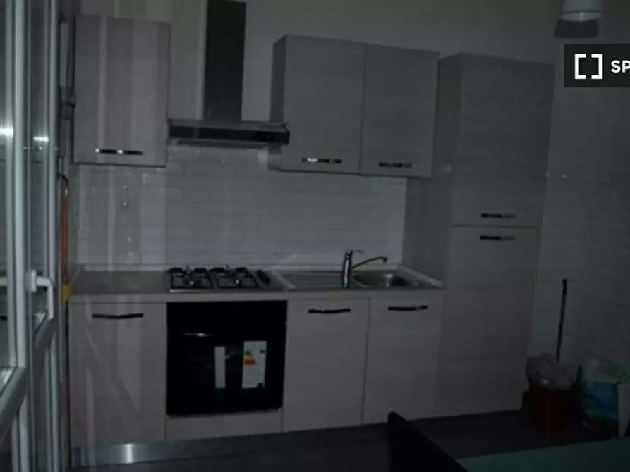 Immagine 4 di Camera condivisa in affitto  in Via Savena Antico a Bologna