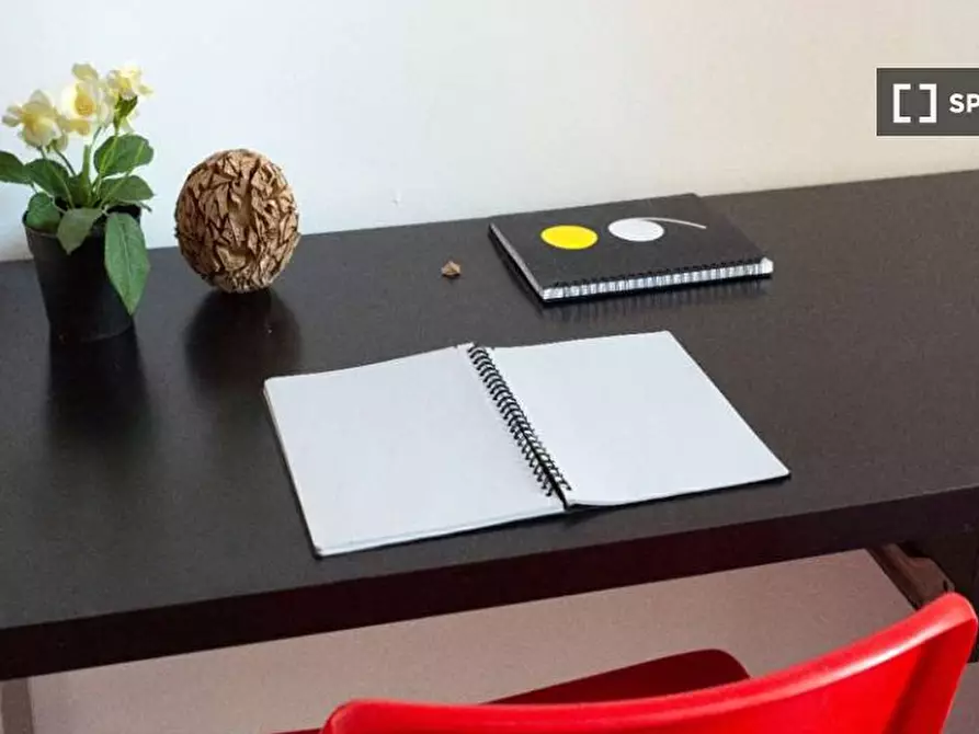 Immagine 5 di Camera condivisa in affitto  in Via Vigevano a Milano