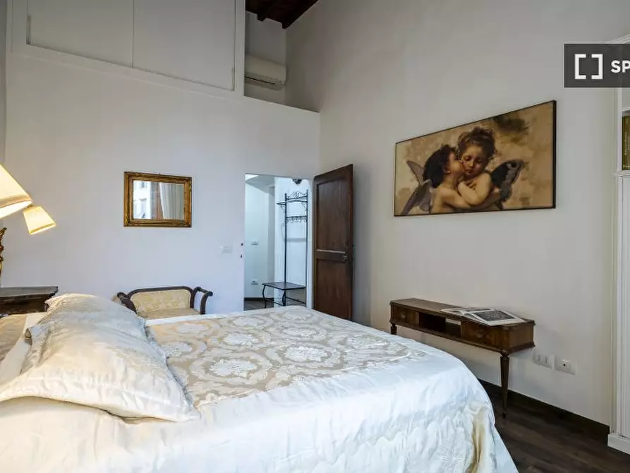 Immagine 14 di Appartamento in affitto  in Borgo S. Frediano a Firenze