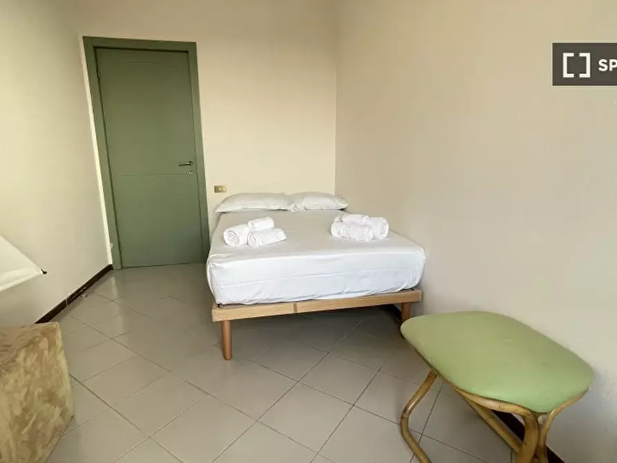 Immagine 2 di Camera condivisa in affitto  in Via Angelo Ramazzotti a Monza