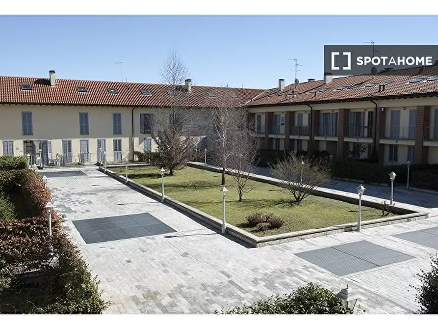 Immagine 6 di Camera condivisa in affitto  in Via Giuseppe De Finetti a Milano