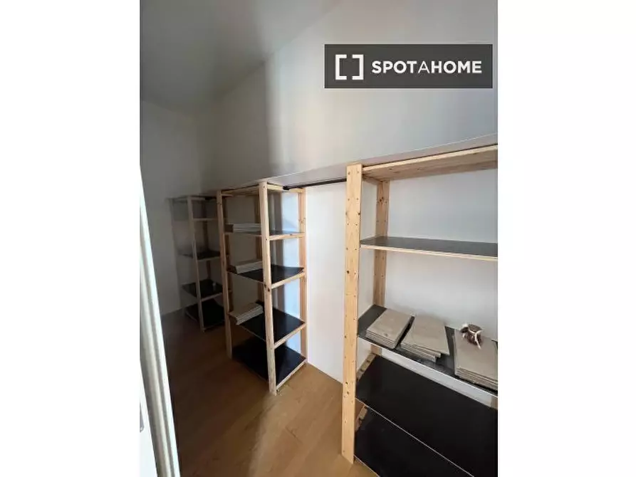 Immagine 4 di Camera condivisa in affitto  in V. Collatina a Roma