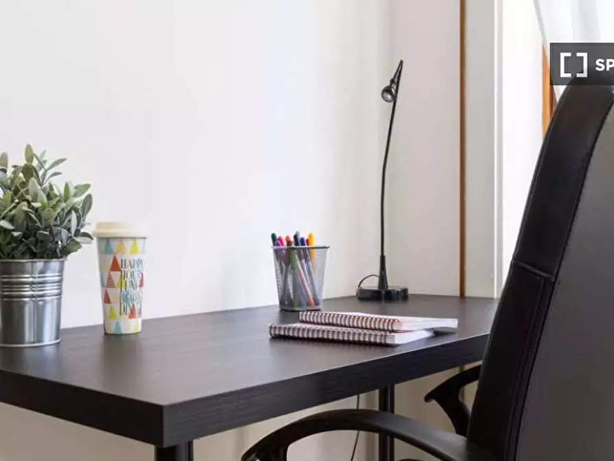 Immagine 6 di Camera condivisa in affitto  in Via Renato Serra a Milano