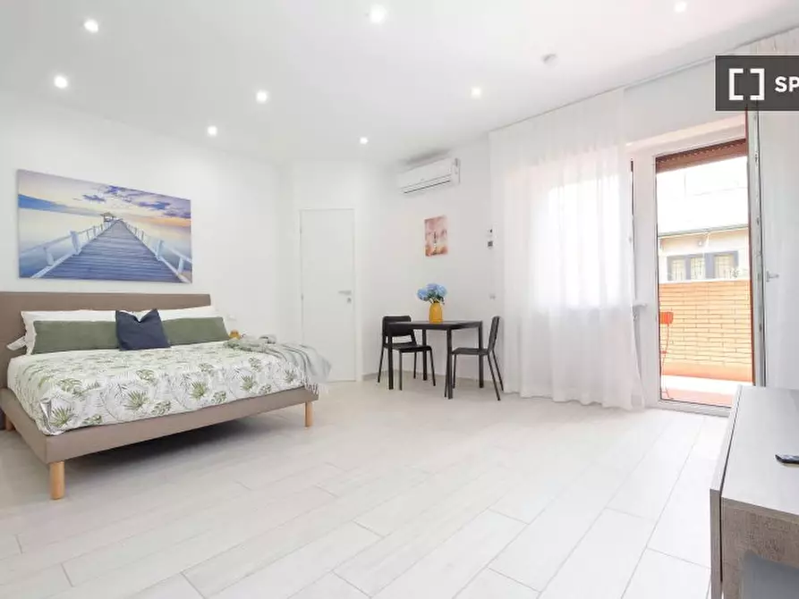 Immagine 2 di Ufficio in affitto  in Viale Ammiraglio del Bono a Roma