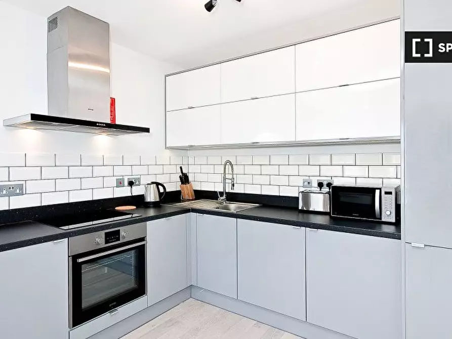 Immagine 7 di Appartamento in affitto  in Flat Heinze Building a Islington