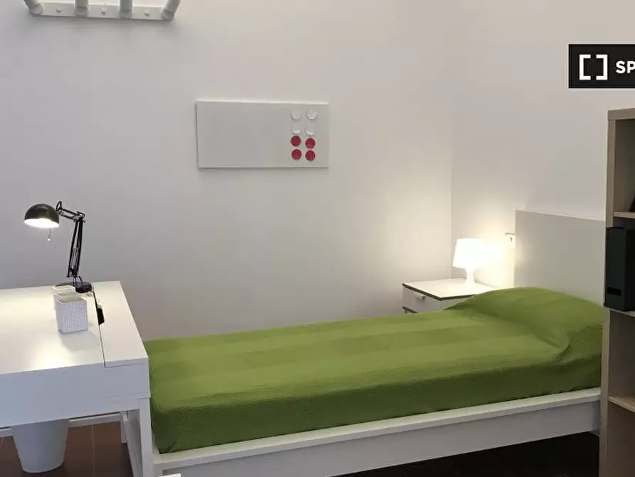 Immagine 6 di Camera condivisa in affitto  in Viale Bligny a Milano