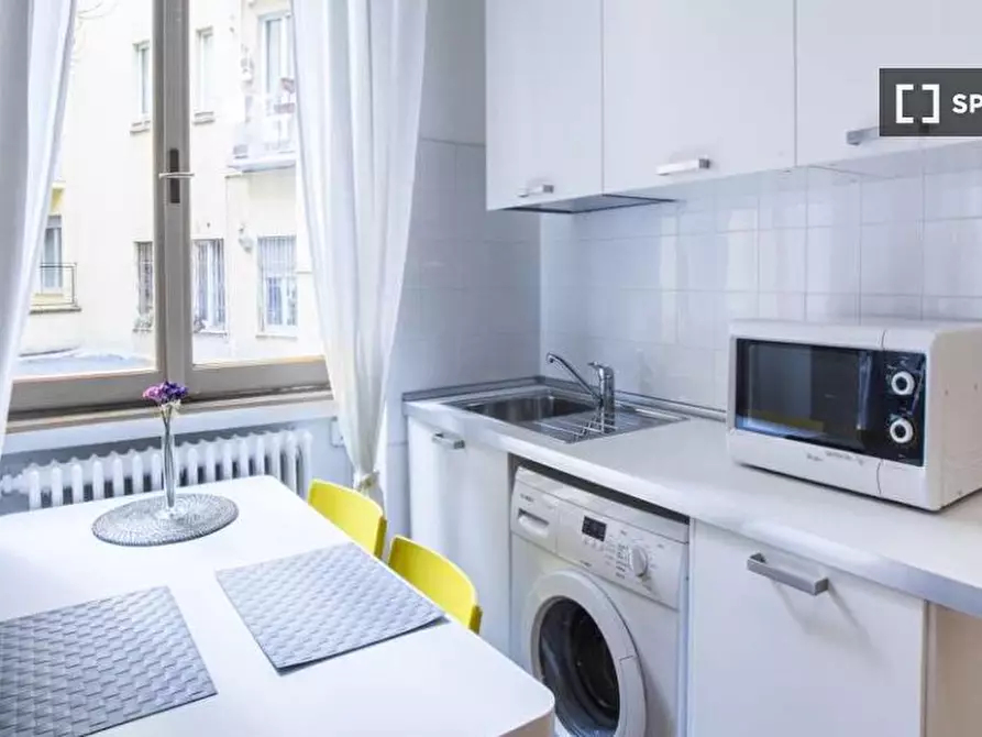 Immagine 8 di Camera condivisa in affitto  in Via San Calocero Milan a Milano