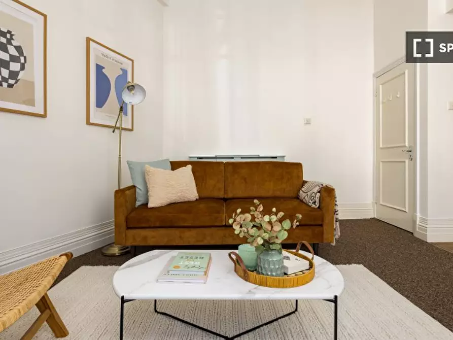 Immagine 2 di Appartamento in affitto  in Eardley Cres a Kensington
