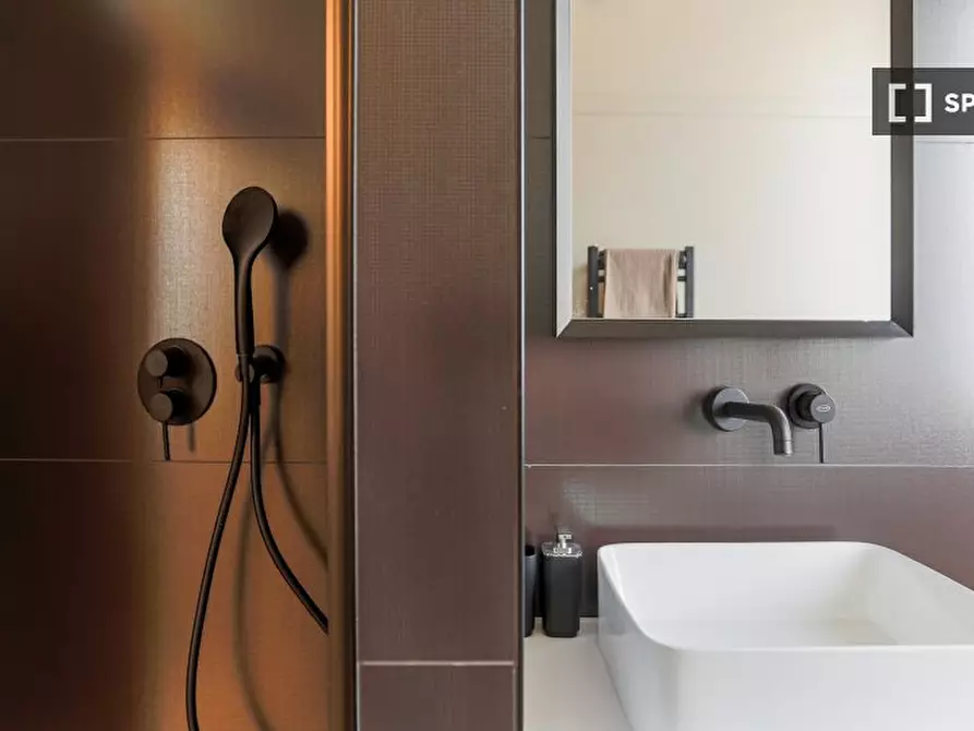 Immagine 9 di Appartamento in affitto  in Via Doberdò a Milano