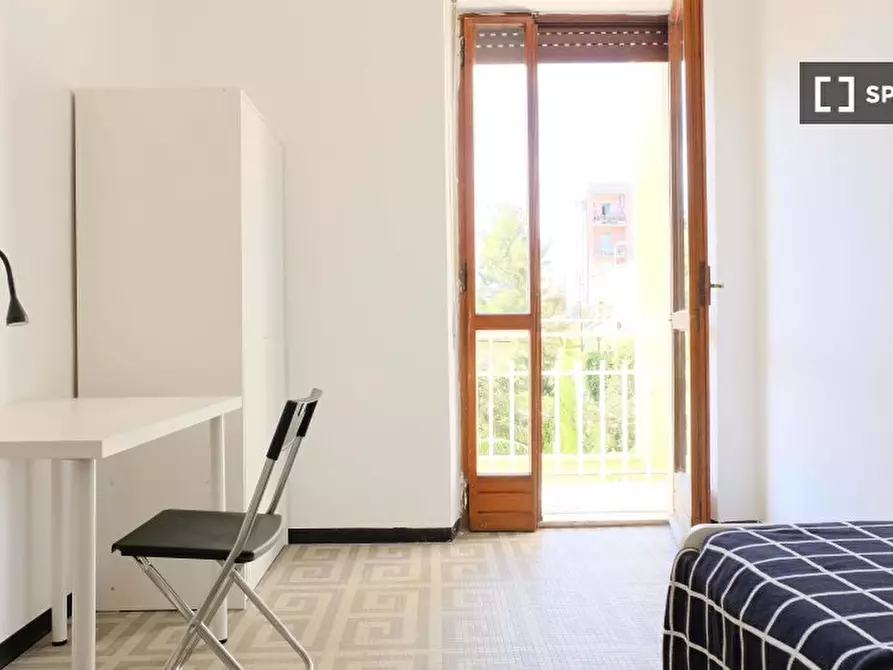 Immagine 3 di Camera condivisa in affitto  in Via Pola n a Cagliari