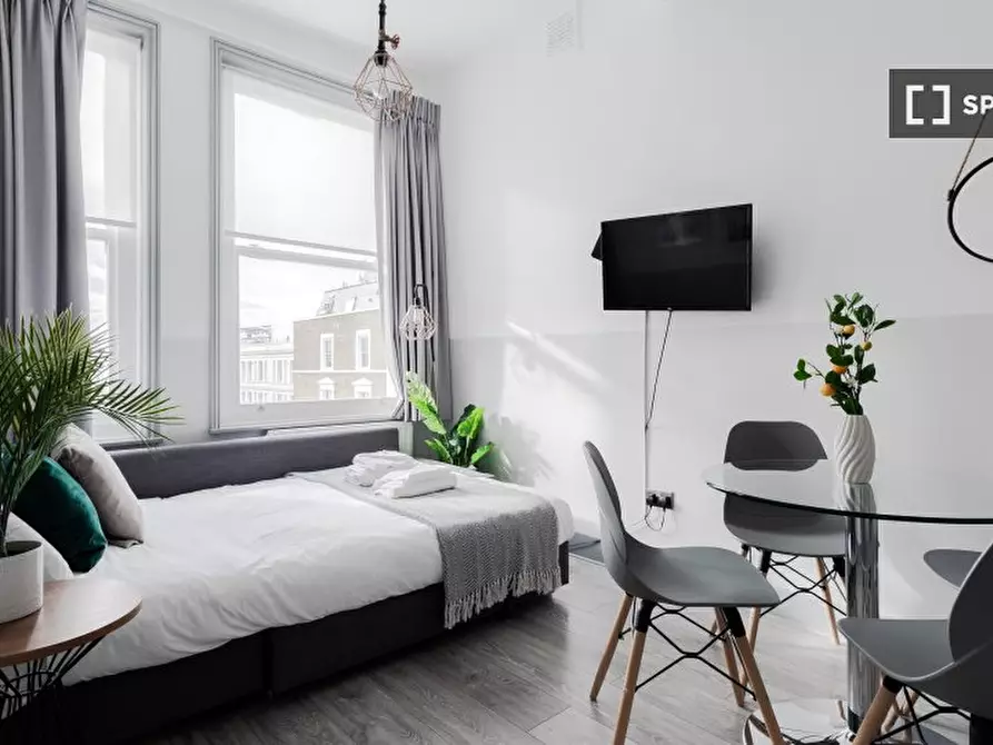 Immagine 2 di Appartamento in affitto  in Apartment a Kensington