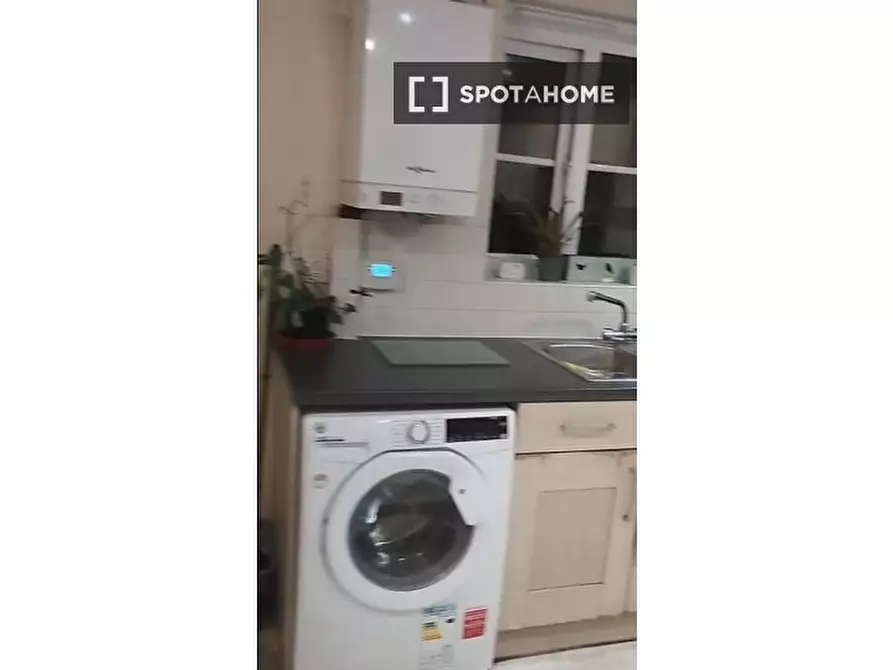 Immagine 3 di Camera condivisa in affitto  in Ambleside a 