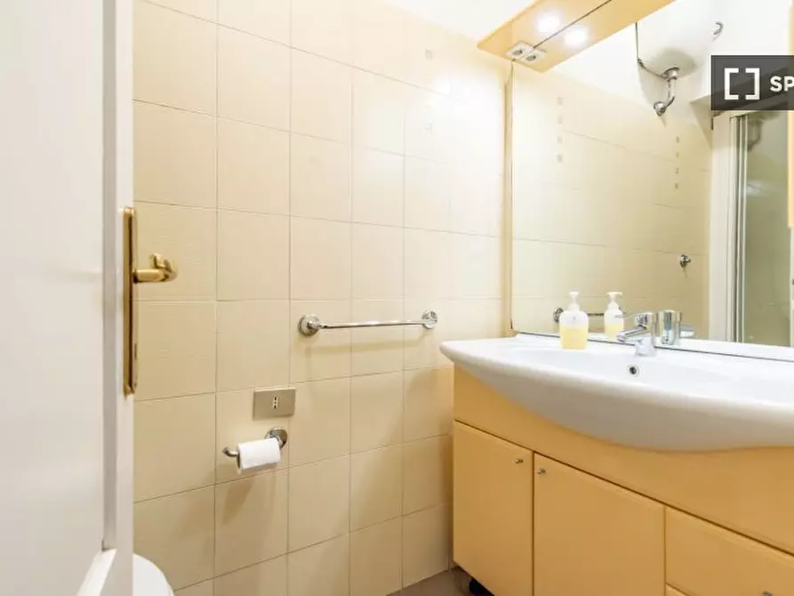 Immagine 19 di Appartamento in affitto  in Piazza San Giovanni In Laterano a Roma