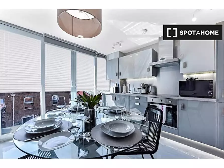 Immagine 3 di Appartamento in affitto  in Flat Goldman House - 122 Wembley Park drive HA9 8HP a Brent