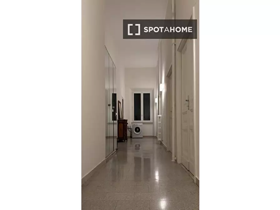 Immagine 7 di Camera condivisa in affitto  in Via Voghera a Roma