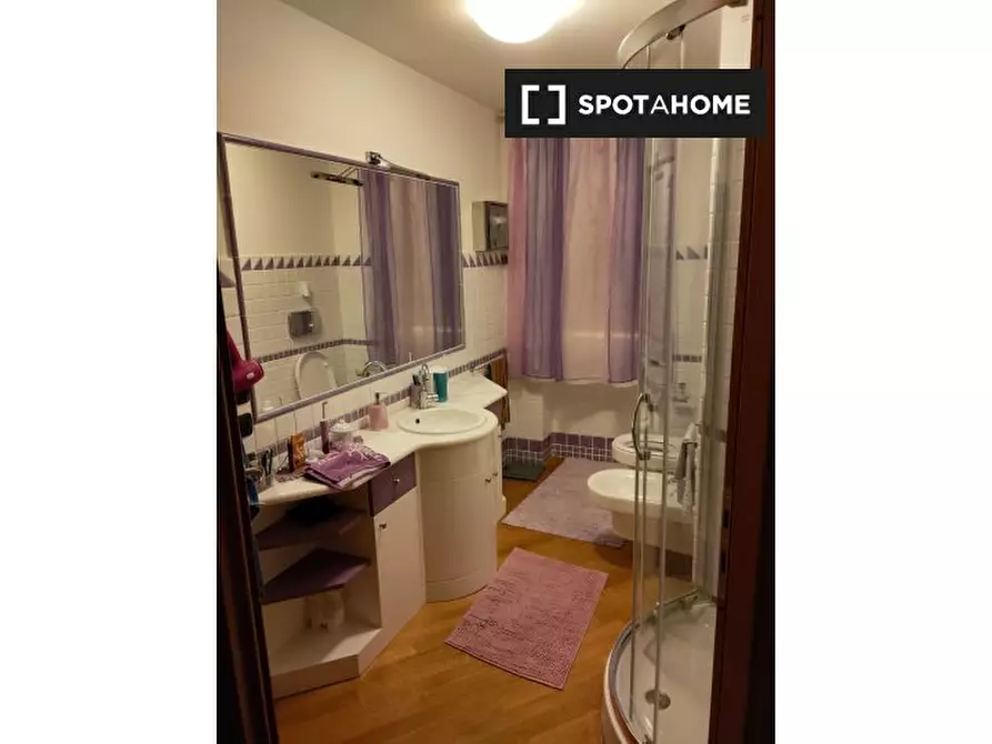 Immagine 5 di Camera condivisa in affitto  in Via Giudice Guglielmo a Cagliari