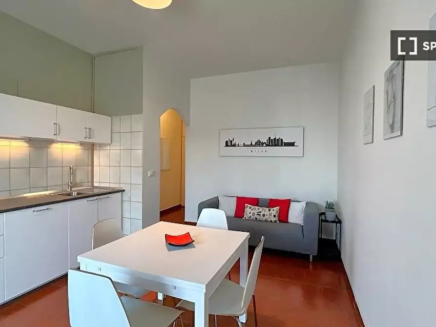 Immagine 1 di Appartamento in affitto  in Via Tavazzano a Milano