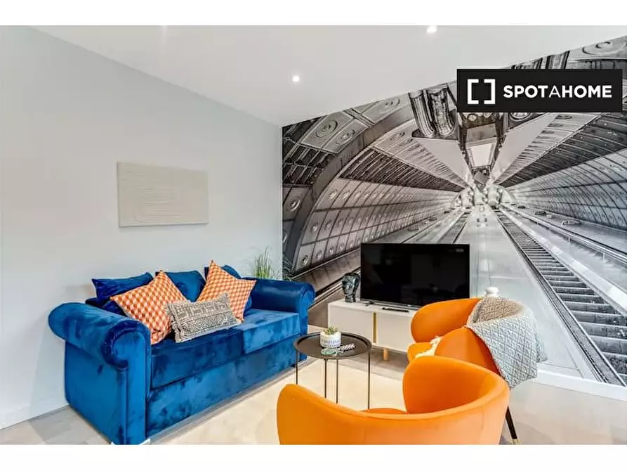 Immagine 16 di Appartamento in affitto  in Flat Devonshire House 577 High Road N17 6SB a Tottenham