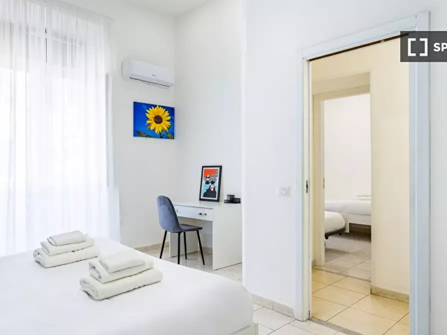 Immagine 10 di Appartamento in affitto  in Corso Meridionale a Napoli