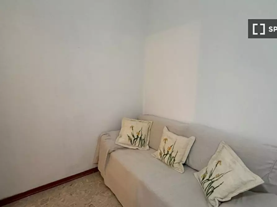 Immagine 12 di Camera condivisa in affitto  in Via dei Sette Santi a Firenze