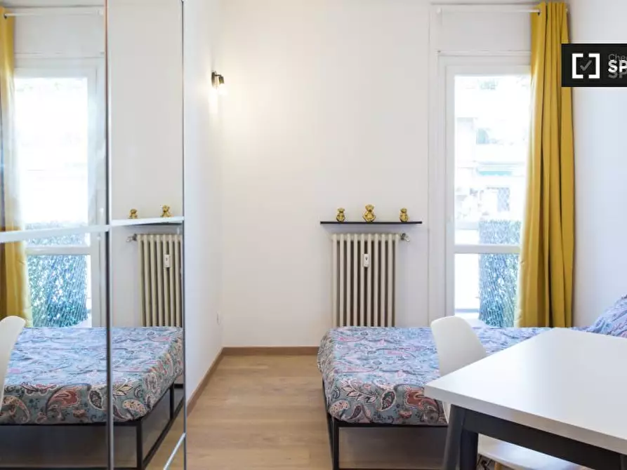 Immagine 3 di Camera condivisa in affitto  in Via Donatello a Milano