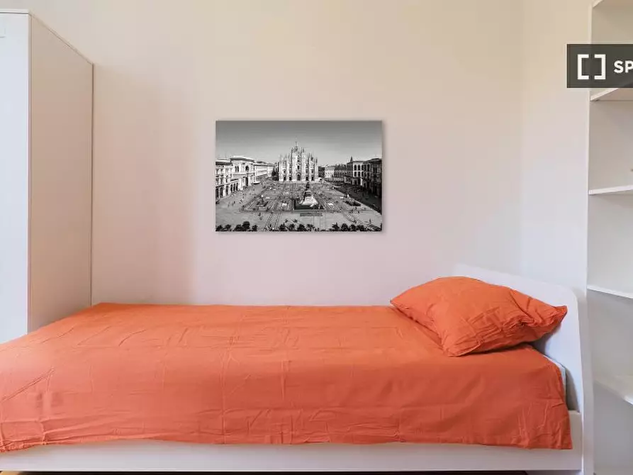 Immagine 2 di Camera condivisa in affitto  in Giulio Corrado Venini a Milano