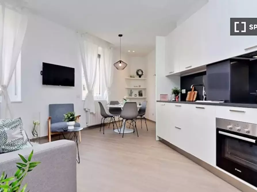 Immagine 16 di Appartamento in affitto  in Via Giuseppe Mazzini a Milano