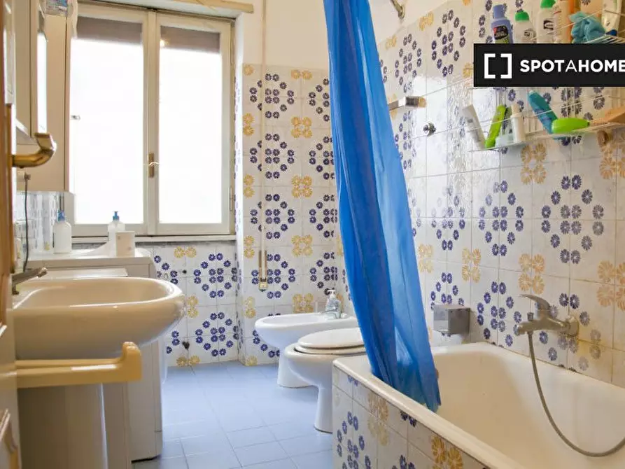 Immagine 14 di Camera condivisa in affitto  in Via Lero, 00144 Roma RM, Italy a Roma