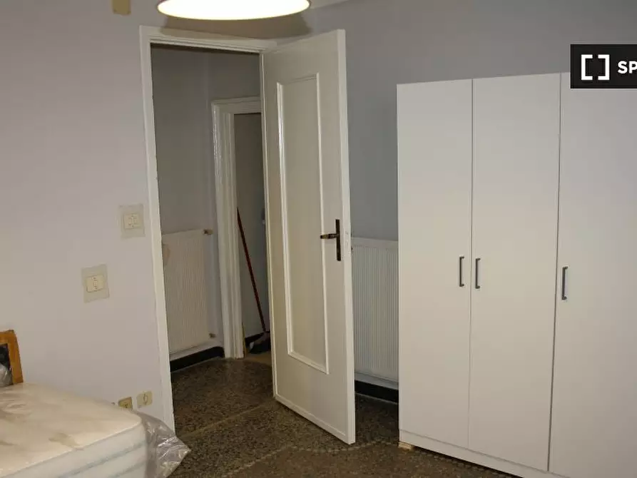 Immagine 3 di Camera condivisa in affitto  in Via di Prè a Genova