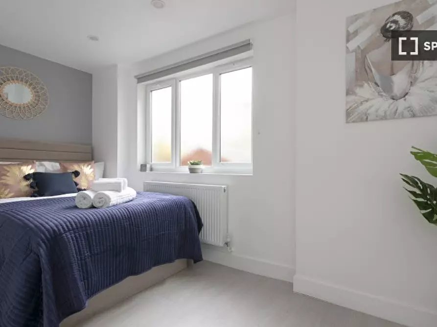Immagine 2 di Appartamento in affitto  in flat a Tottenham