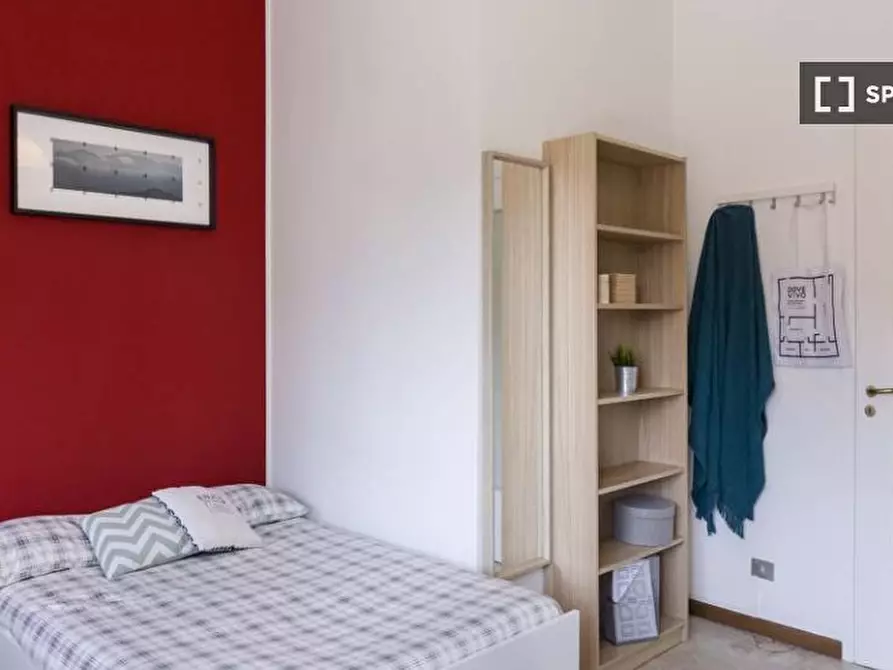 Immagine 2 di Camera condivisa in affitto  in Via Dei Mandorli Milan a Buccinasco