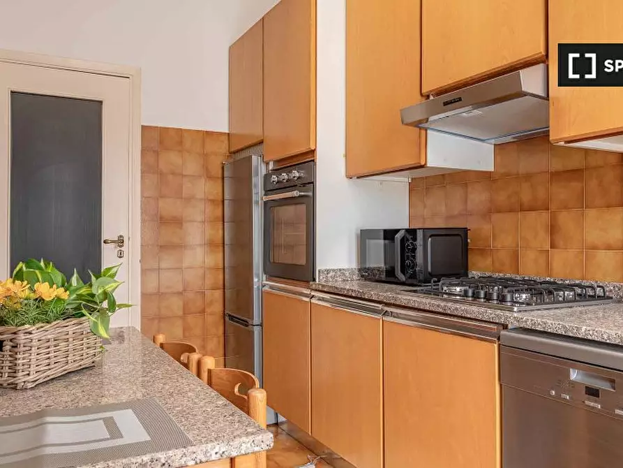 Immagine 9 di Camera condivisa in affitto  in Via Angera a Milano