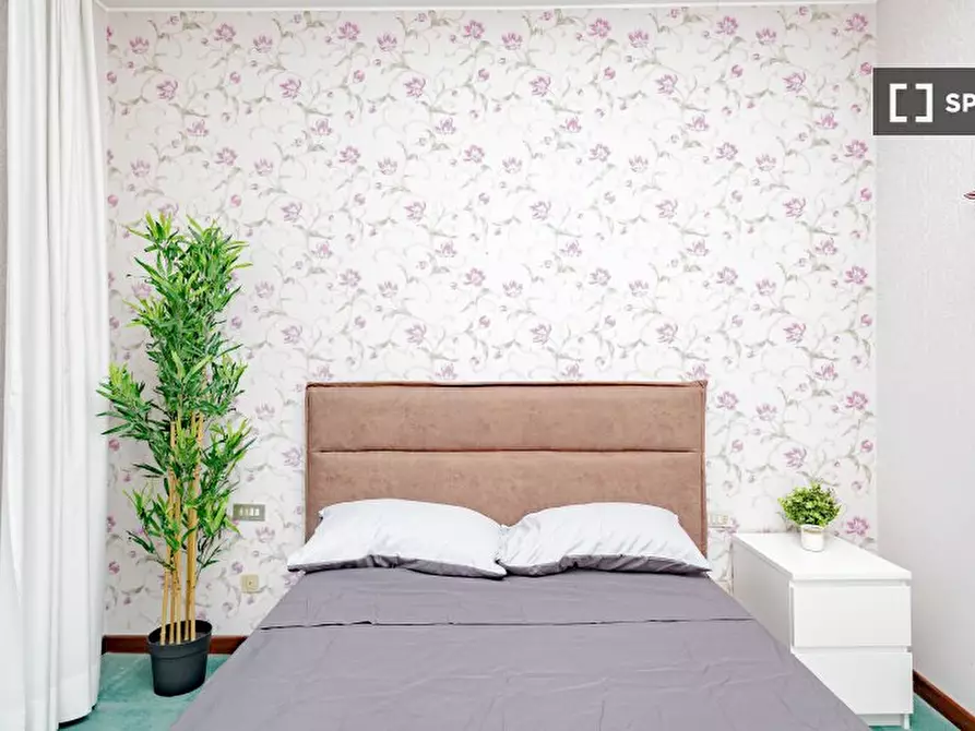 Immagine 5 di Camera condivisa in affitto  in Via Francesco Caracciolo a Milano