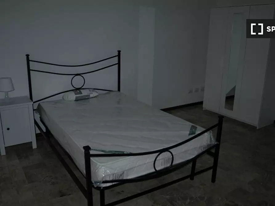 Immagine 2 di Camera condivisa in affitto  in Via Savena Antico a Bologna