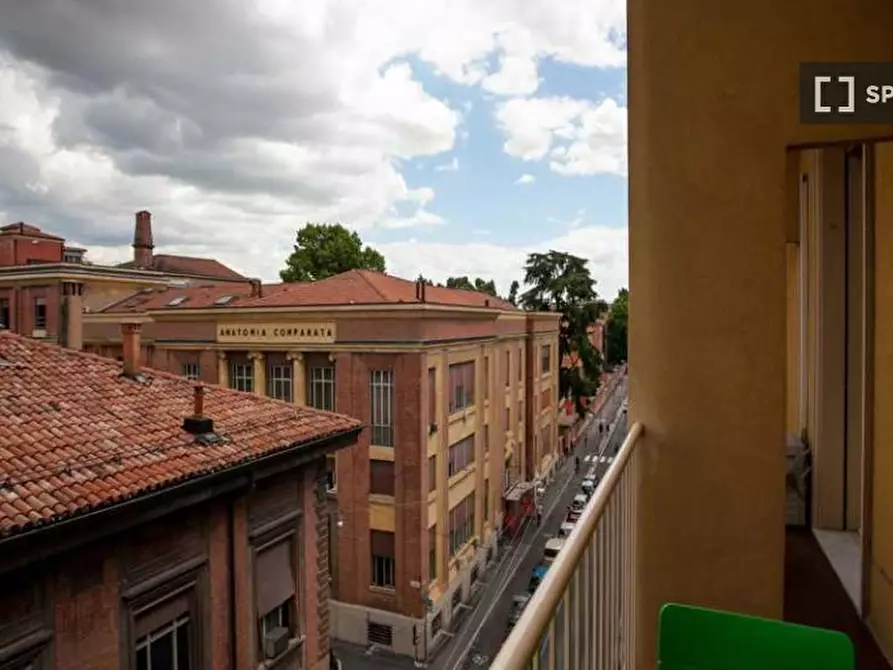 Immagine 10 di Camera condivisa in affitto  in Via Belmeloro a Bologna