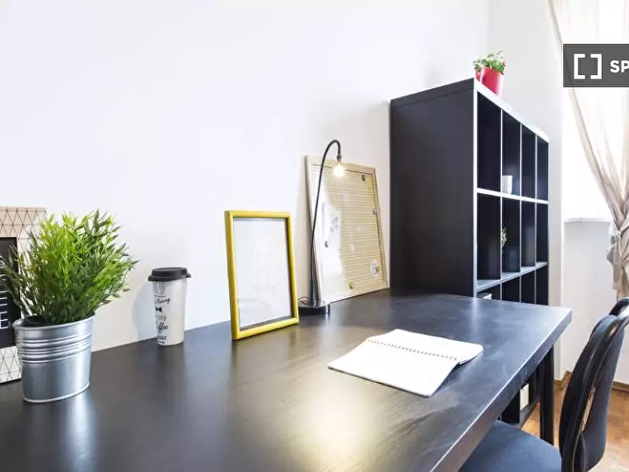 Immagine 3 di Camera condivisa in affitto  in Via dei Mandorli Milan a Monza