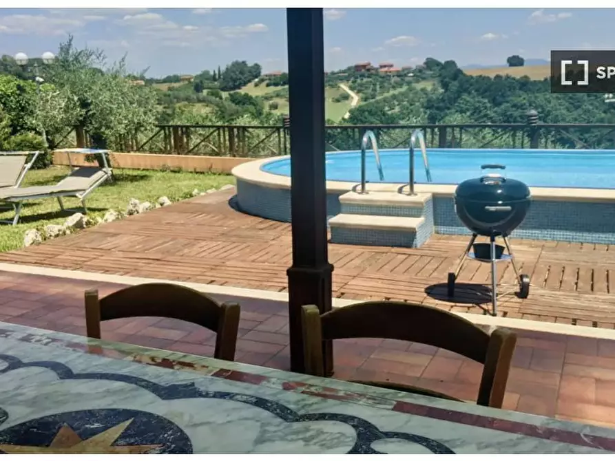 Immagine 12 di Appartamento in affitto  in Via Codette a Roma