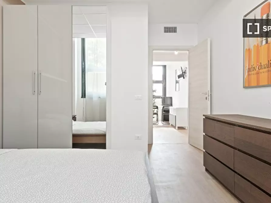 Immagine 1 di Camera condivisa in affitto  in Via Privata Deruta a Milano