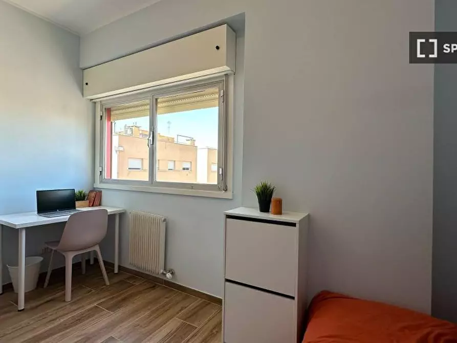 Immagine 8 di Camera condivisa in affitto  in Abramo Lincoln a Bologna