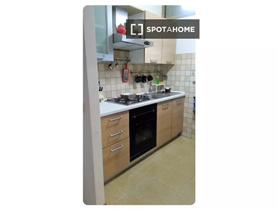 Immagine 5 di Appartamento in affitto  in Via Borutta a Roma