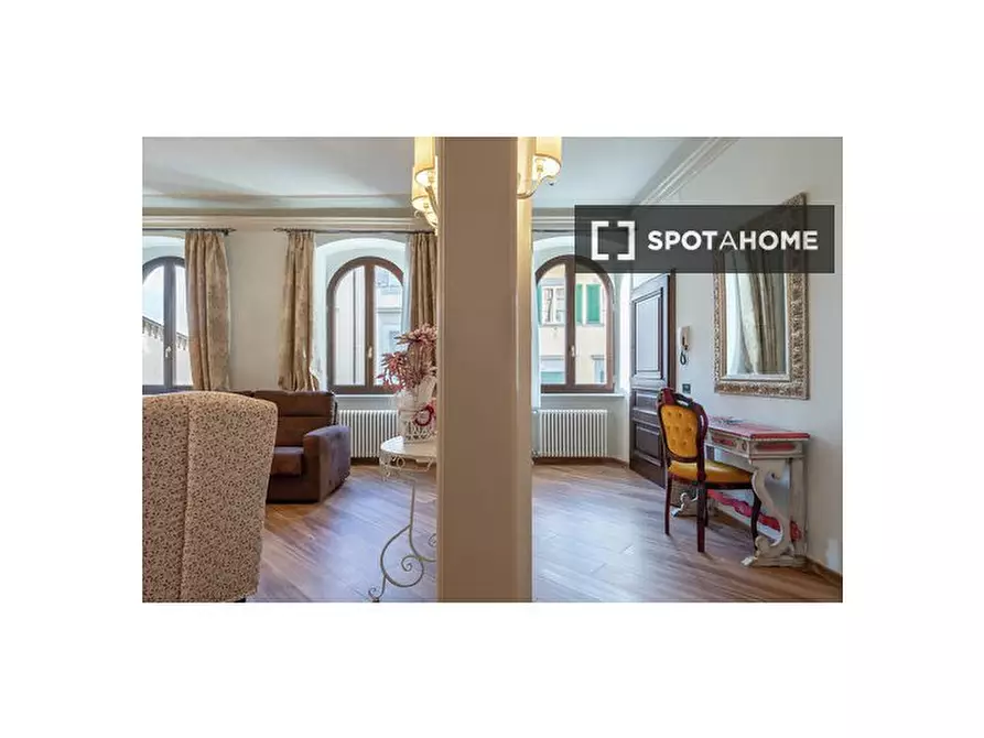 Immagine 18 di Appartamento in affitto  in Via S. Gallo a Firenze