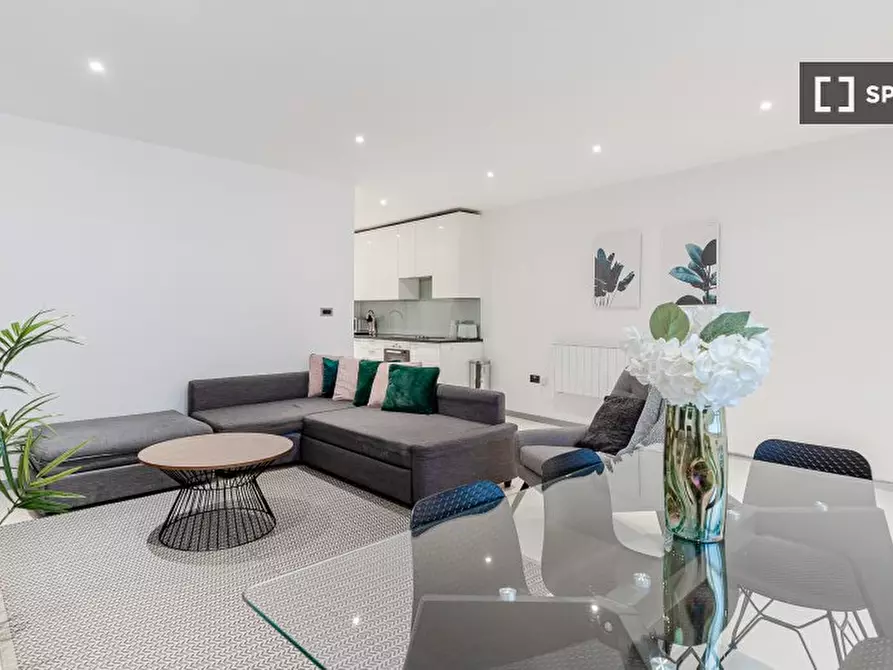 Immagine 11 di Appartamento in affitto  in Lower Ground a Kensington