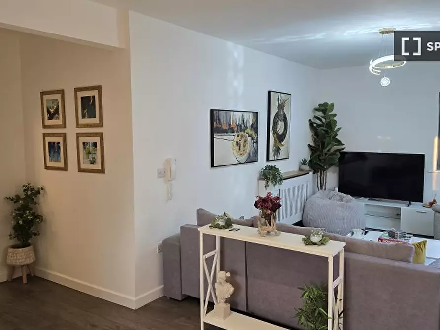 Immagine 6 di Appartamento in affitto  in Sunningdale Gardens a Brent